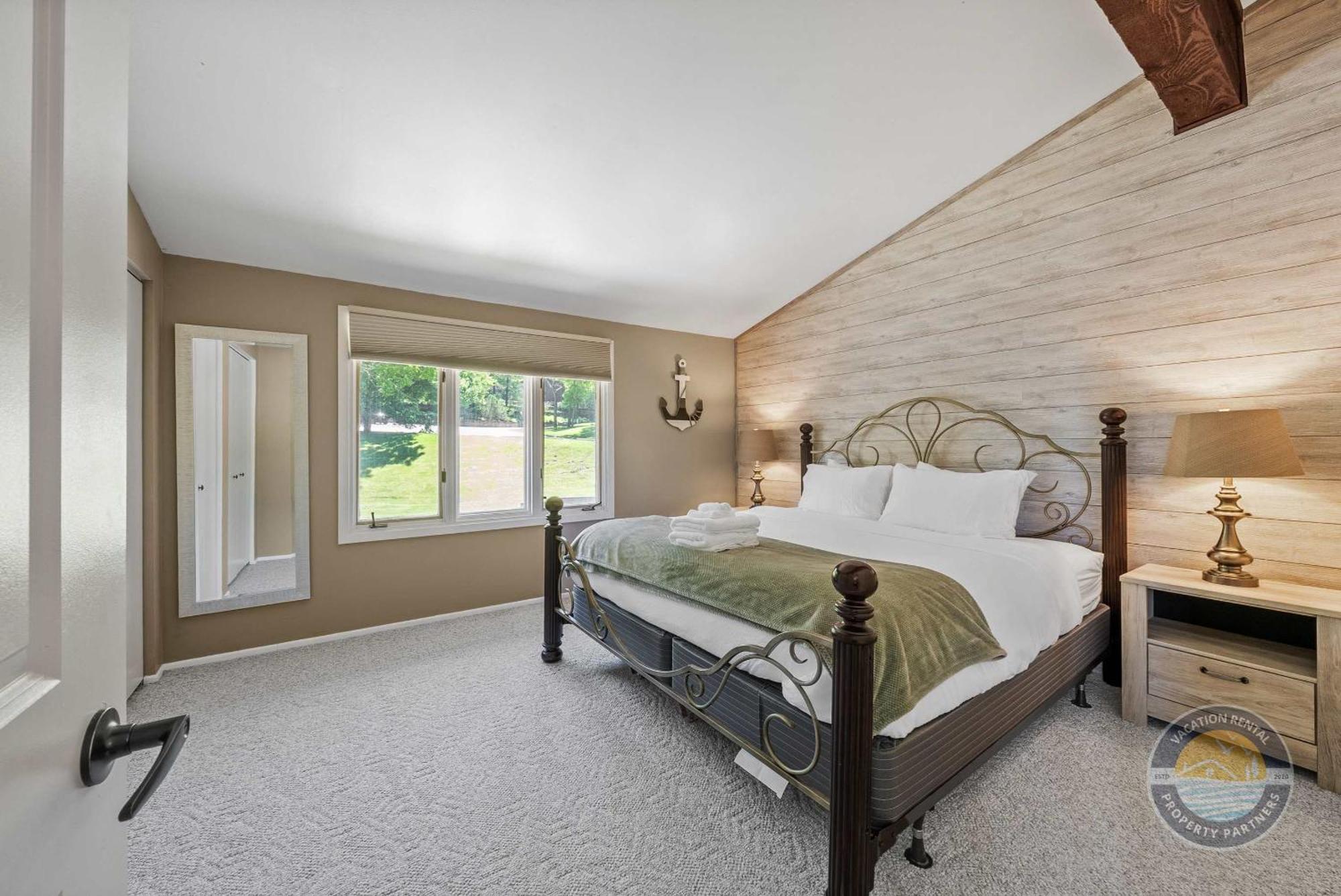 New Lake Como Condo With Lake Views Lake Geneva Exteriör bild